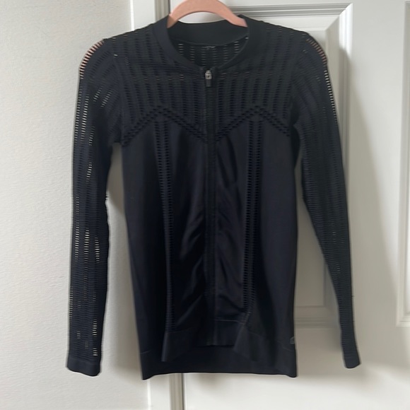 Fabletics jacket. Pre-worn, in good condition, xs - Picture 1 of 4